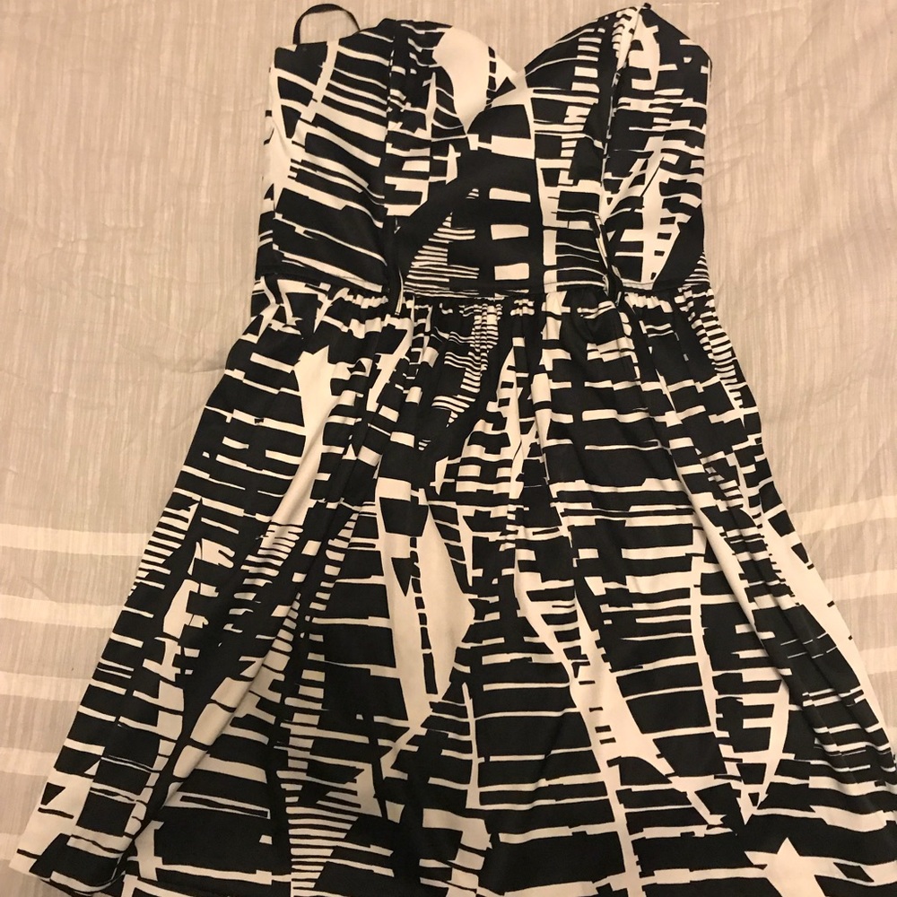 Cocktail strapless dress